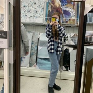 Meet your Posher, Mya